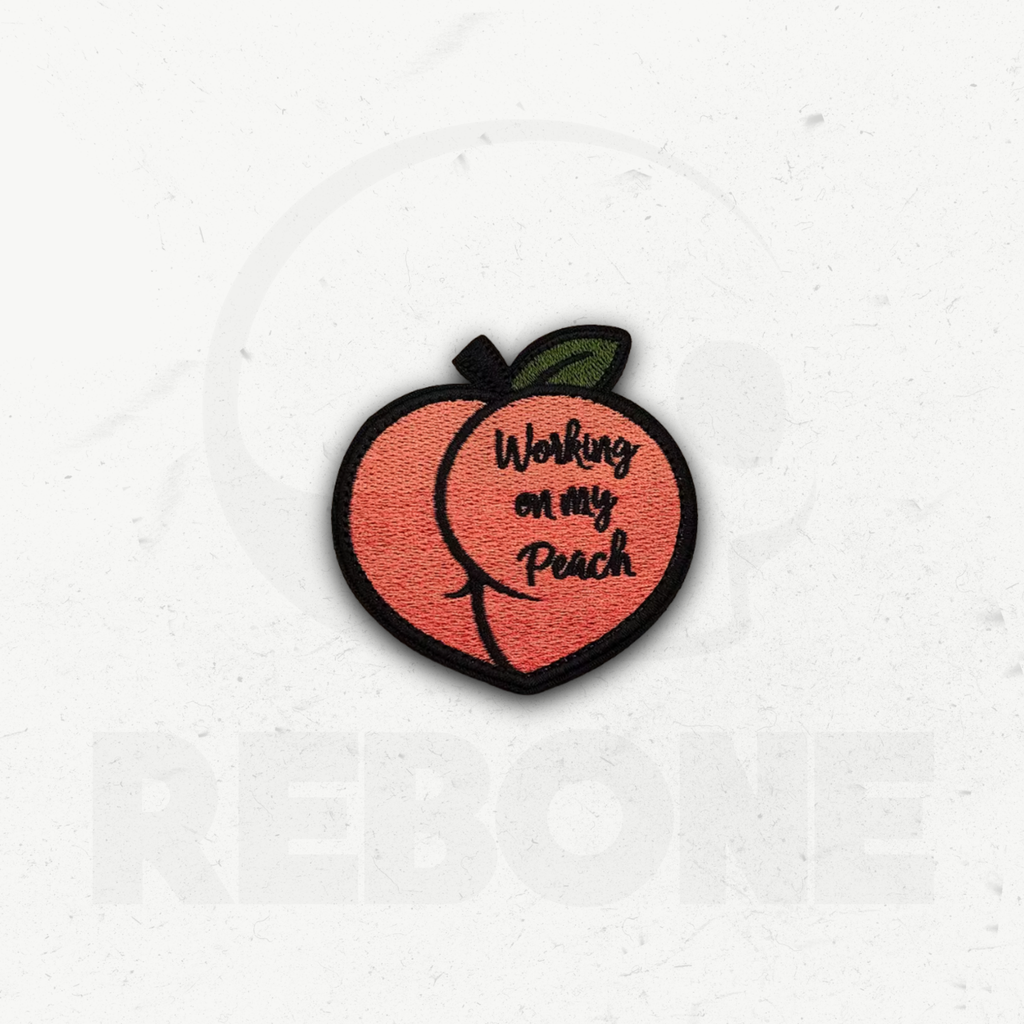 WORKING ON MY PEACH - PATCH BRODÉ