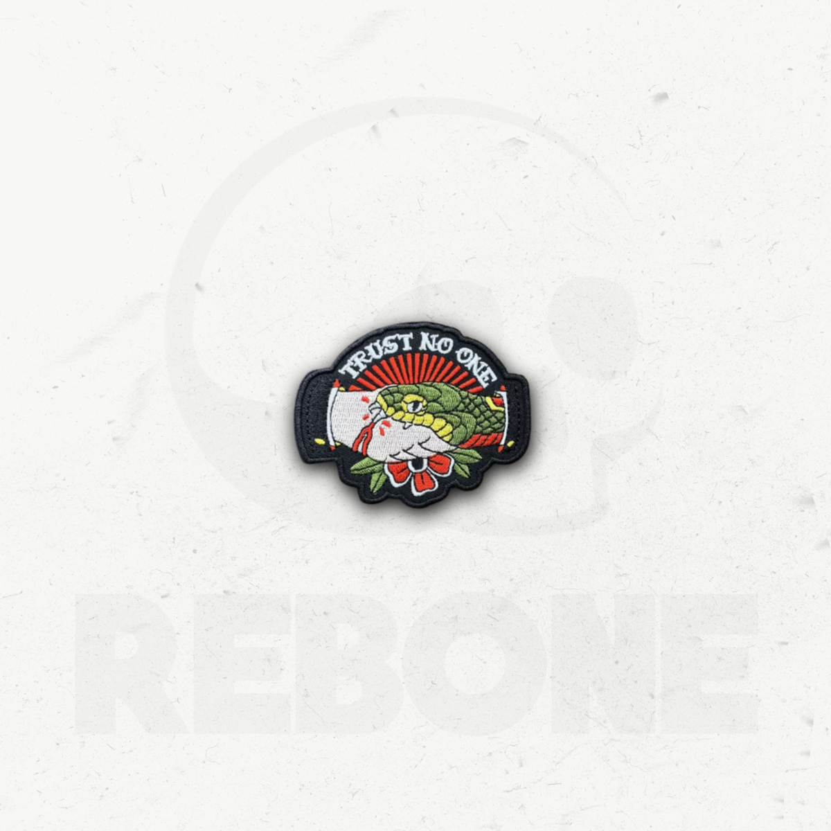 TRUST NO ONE - PATCH BRODÉ